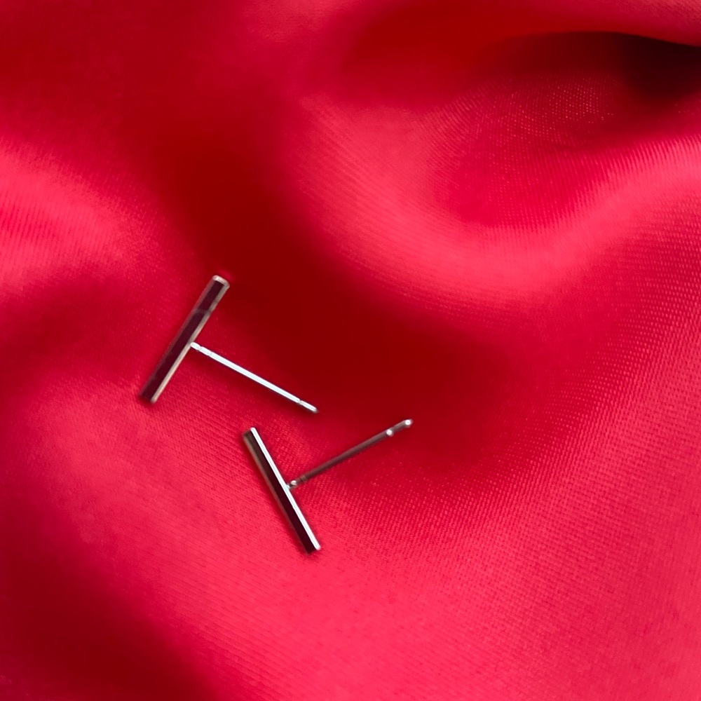 Minimalist String Stud Earrings - Picture 7 of 10